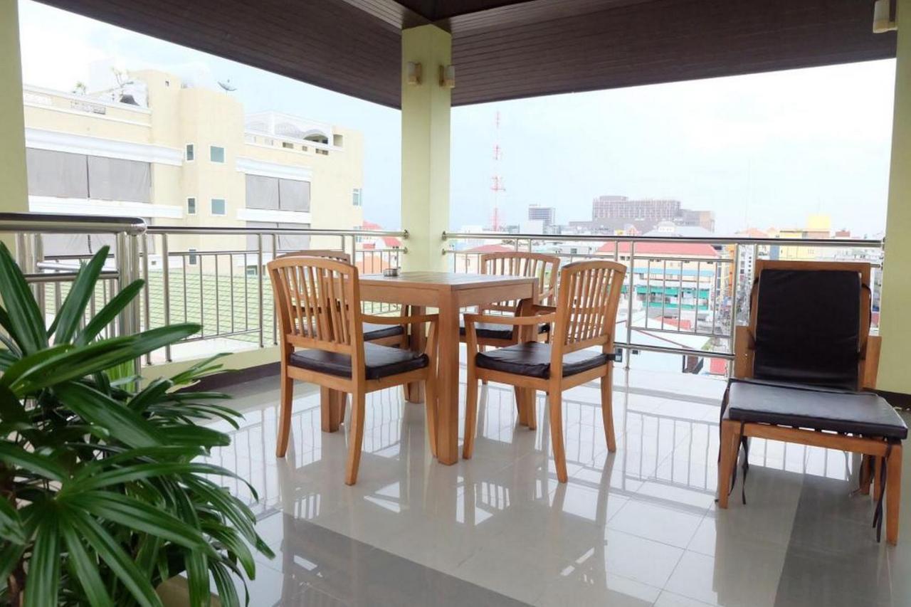 Oyo 1097 Thep Apartment Pattaya Zewnętrze zdjęcie