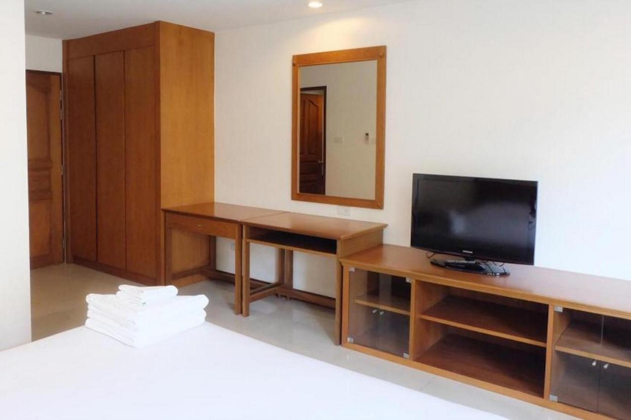 Oyo 1097 Thep Apartment Pattaya Zewnętrze zdjęcie